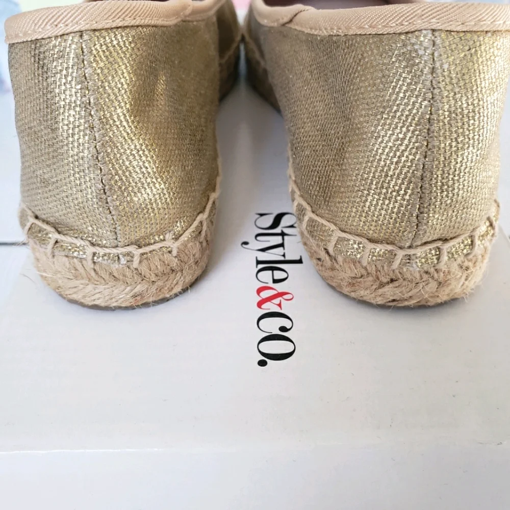 New STYLE & CO. Valorr Gold Canvas Espadrille size 5